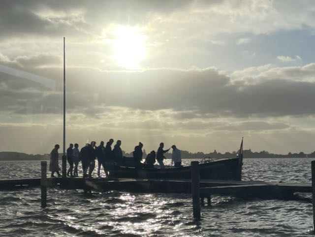 Raden Wijdemeren en Hilversum in hetzelfde schuitje ©JPL